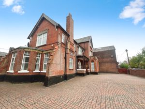 External- click for photo gallery